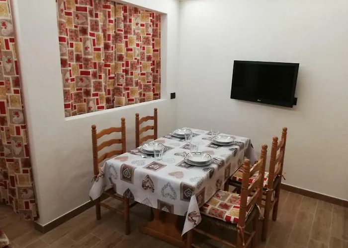 Cervinia In Out - On The Slopes